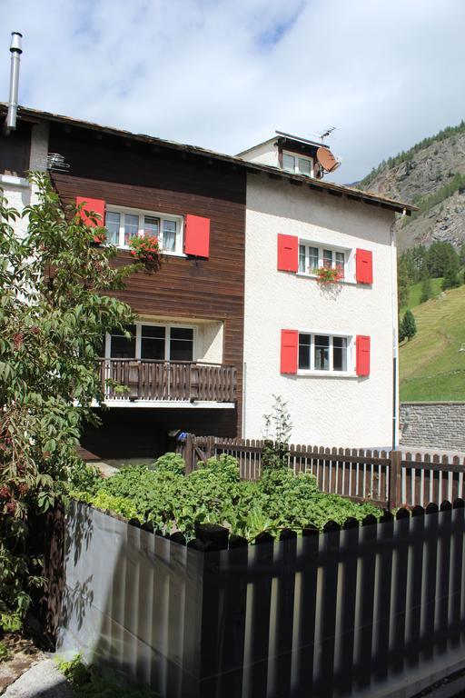 Haus Dorf 7 Apartman Saas-Grund Kültér fotó